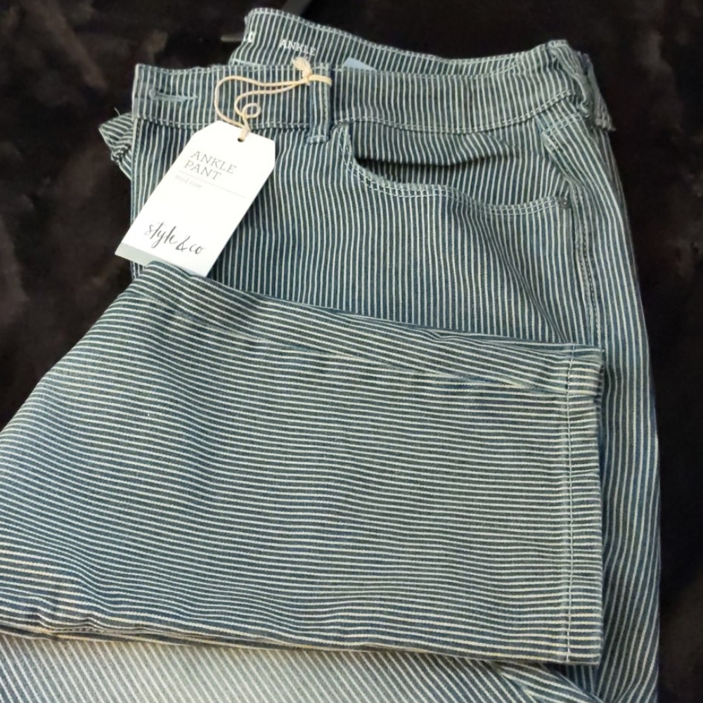 Women's jeans